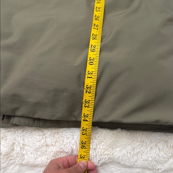 Everlane The ReNew Long Parka Coat Men XL Moss Primaloft Relaxed - Picture 10 of 10